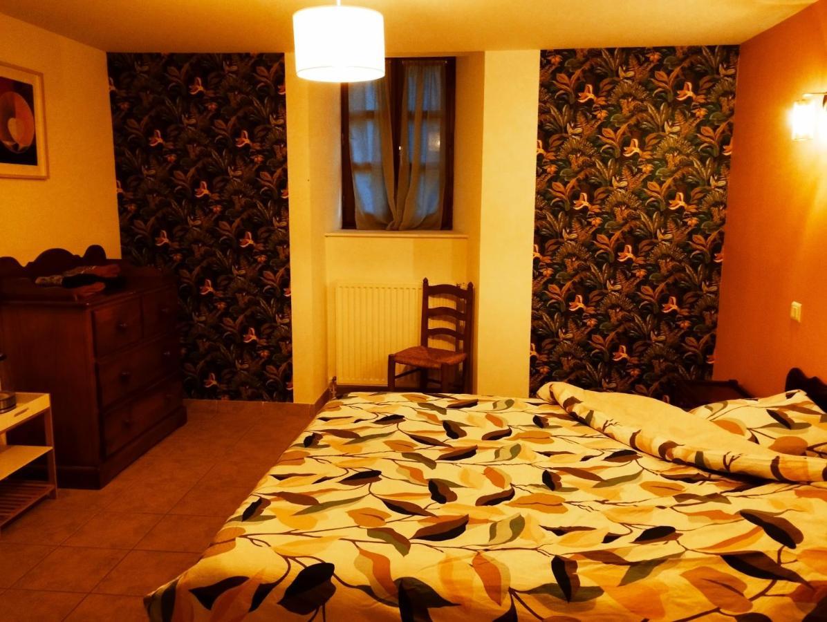 Chambres D'Hotes Le Moulin D'Auxillac Ла Канург Стая снимка