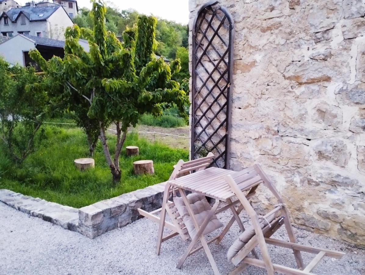 Chambres D'Hotes Le Moulin D'Auxillac Ла Канург Стая снимка